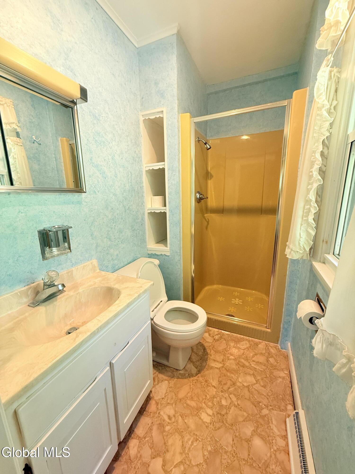 8 Sherwood Drive Queensbury NY 12804