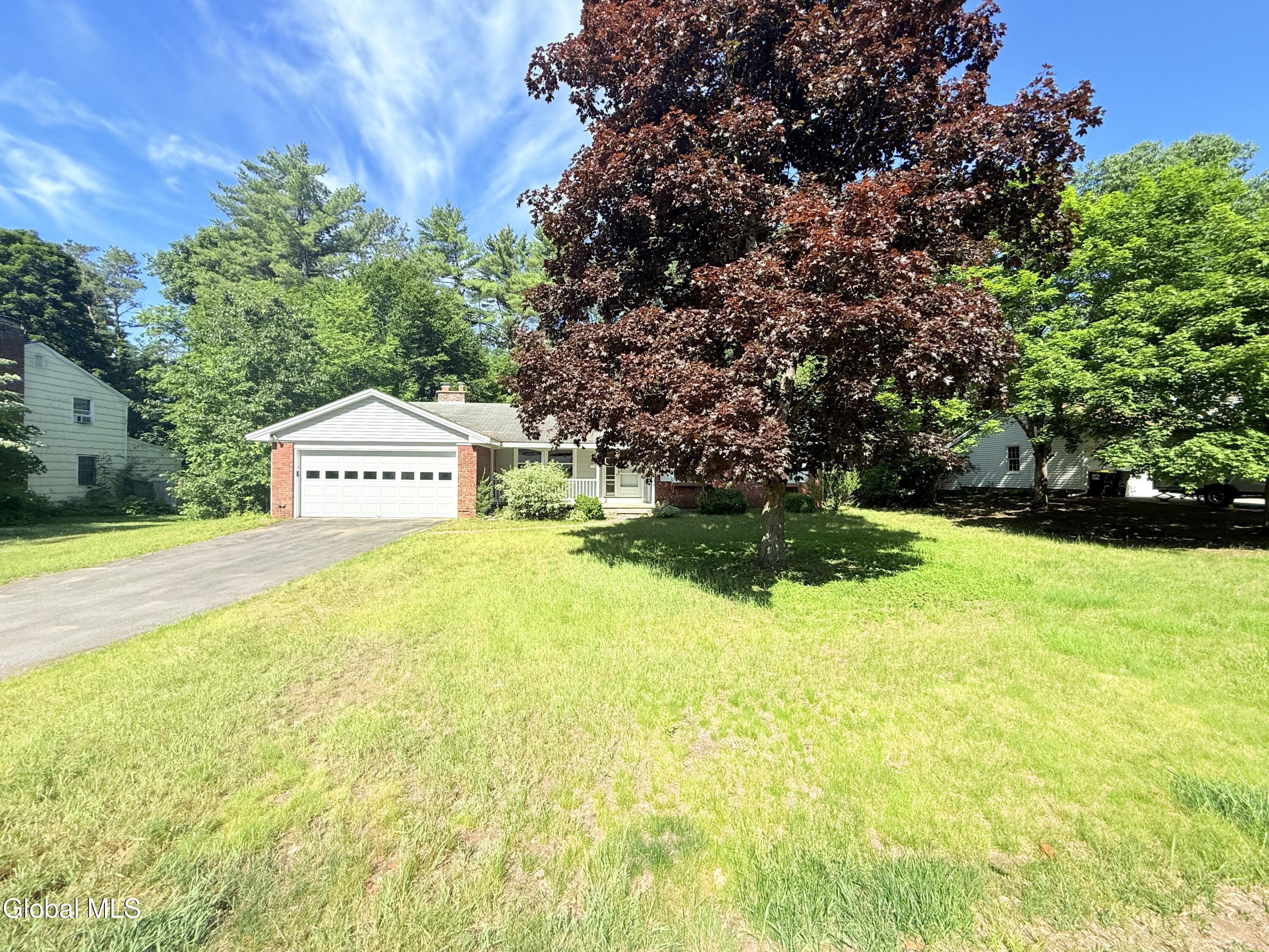 8 Sherwood Drive Queensbury NY 12804