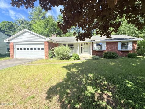 8 Sherwood Drive Queensbury NY 12804