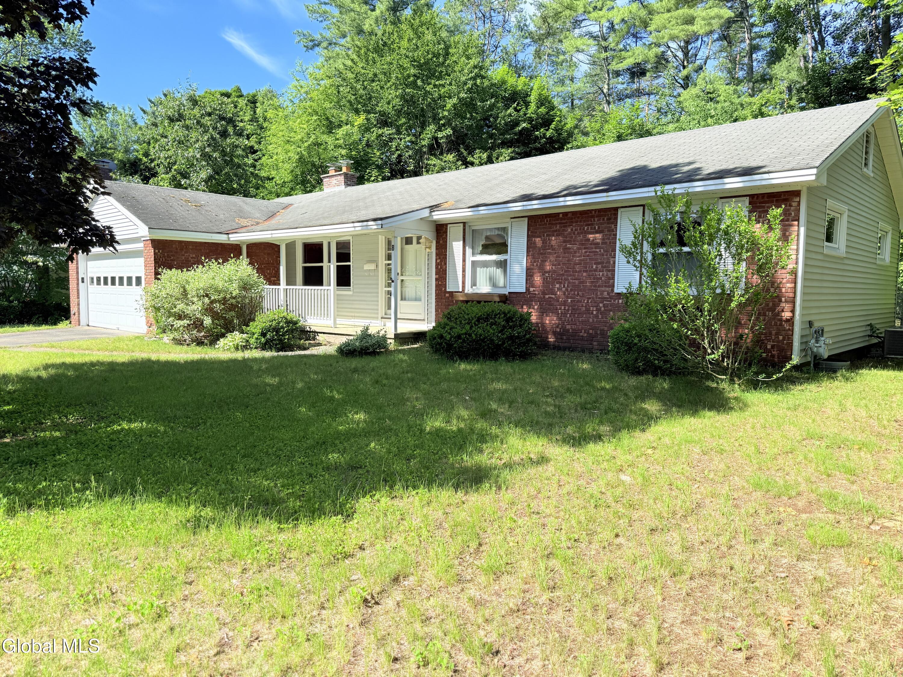 8 Sherwood Drive Queensbury NY 12804