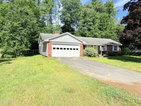 8 Sherwood Drive Queensbury NY 12804