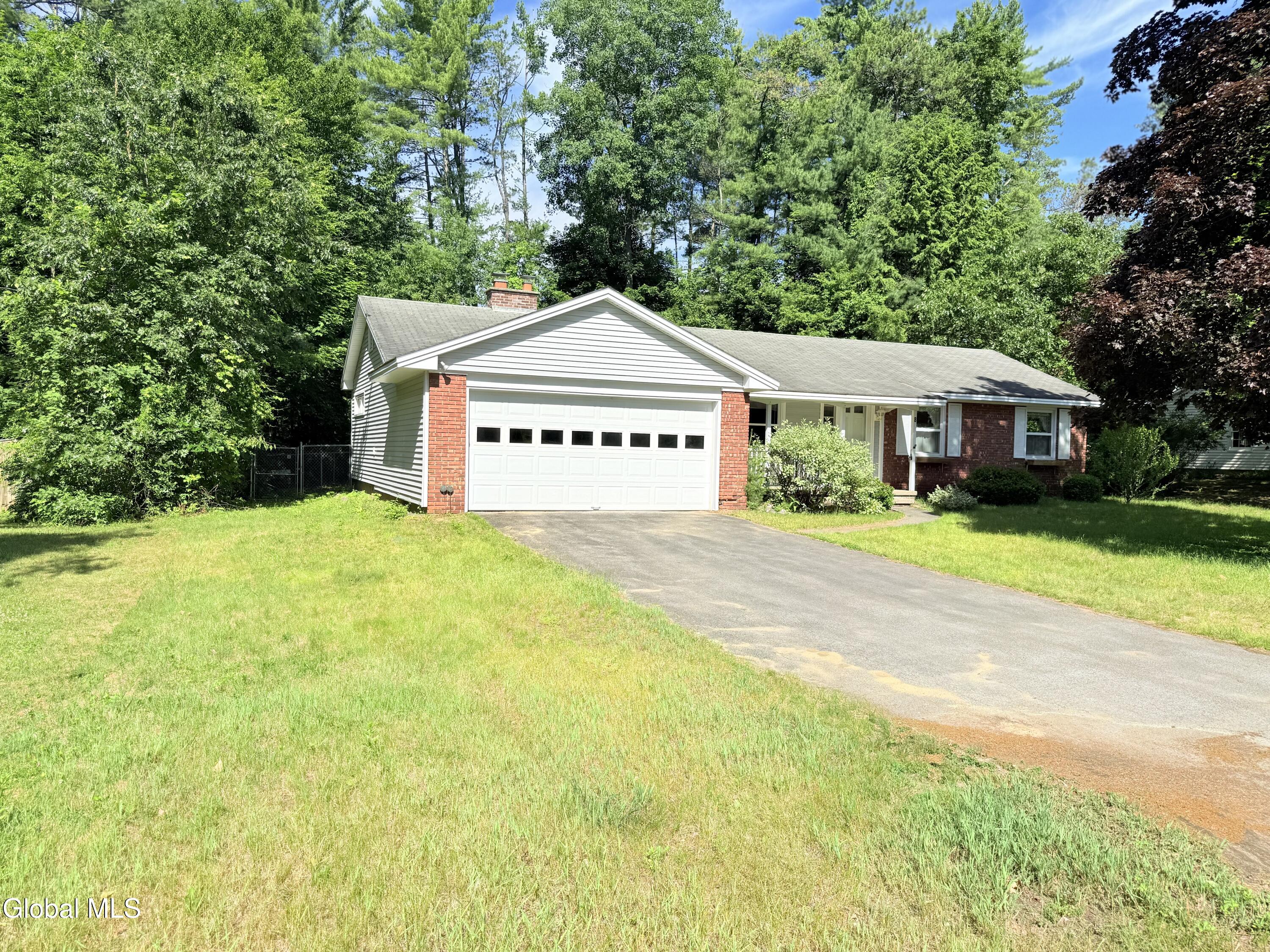 8 Sherwood Drive Queensbury NY 12804