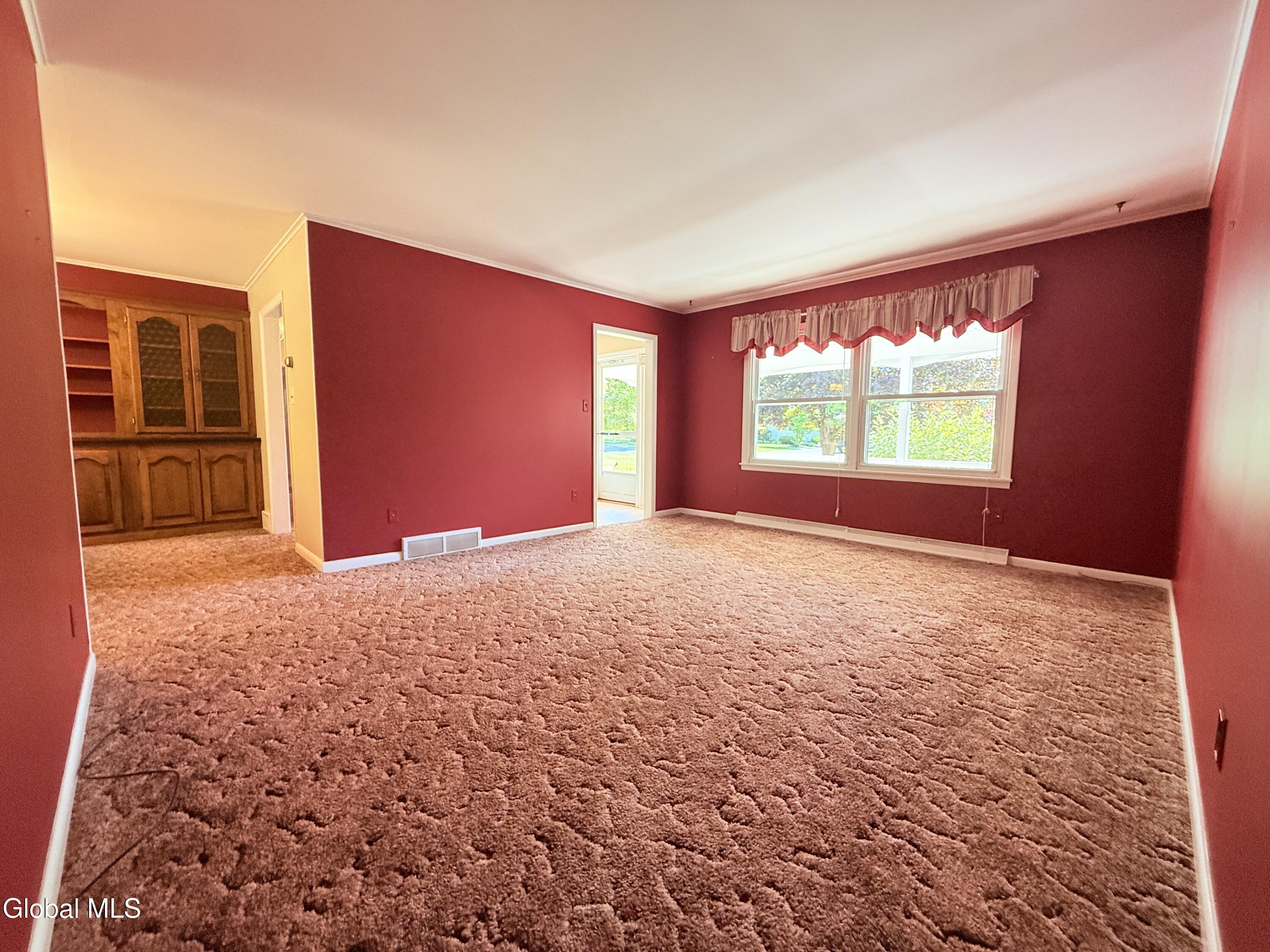 8 Sherwood Drive Queensbury NY 12804