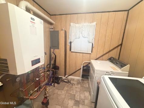 15 Mary Hadge Drive Schenectady NY 12309