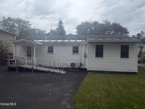 15 Mary Hadge Drive Schenectady NY 12309