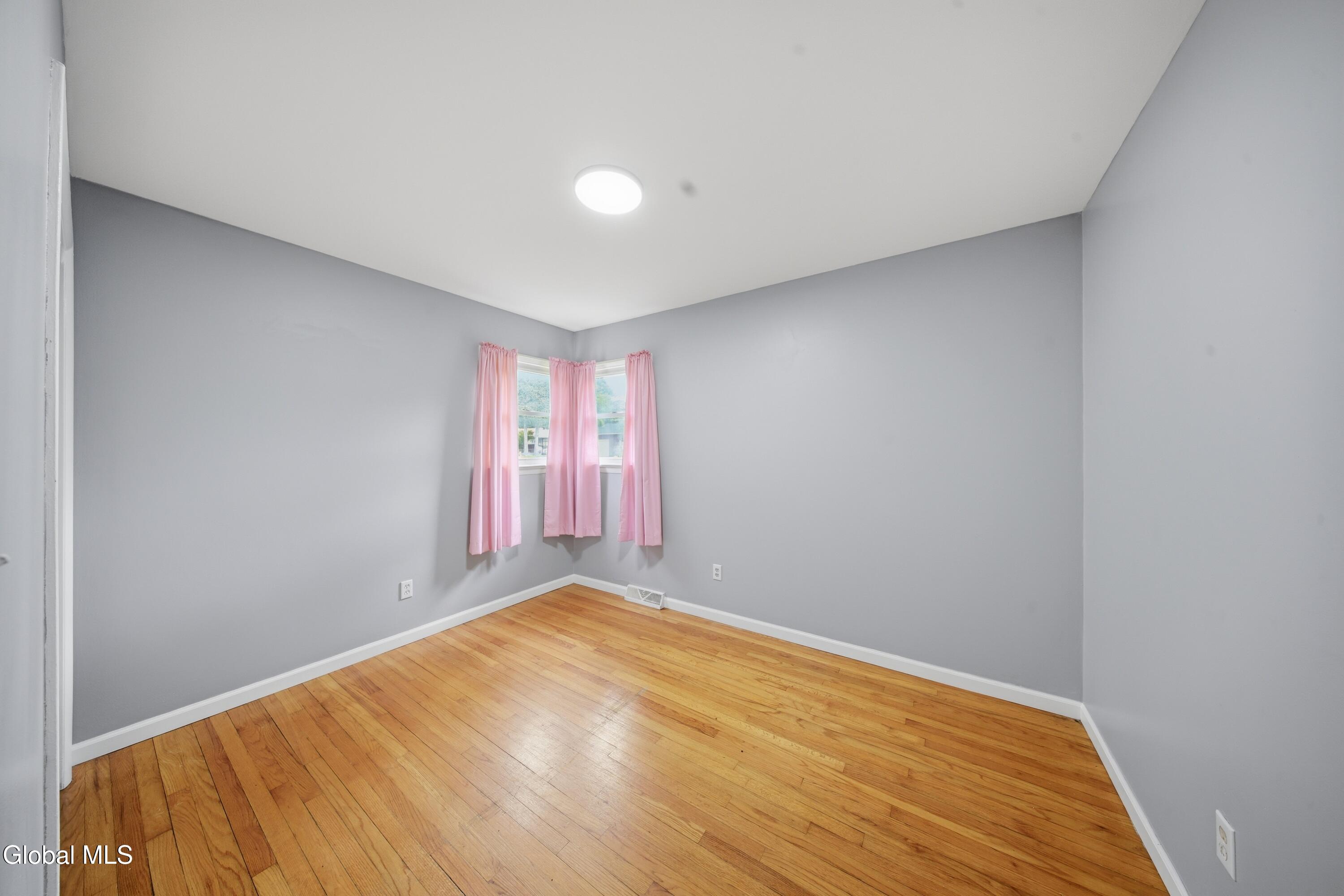 4 Earl Lynn Court Cohoes NY 12047