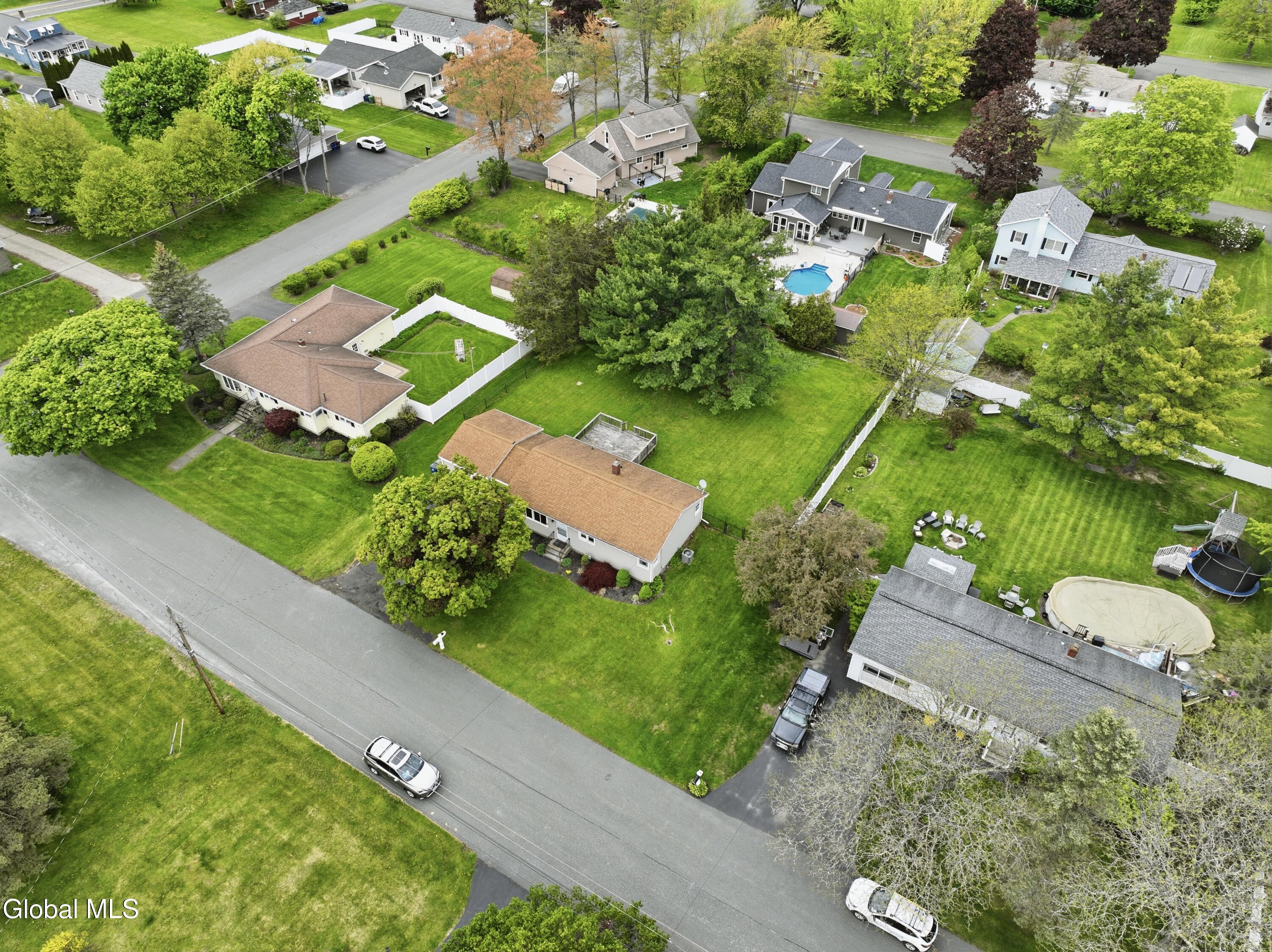 4 Earl Lynn Court Cohoes NY 12047