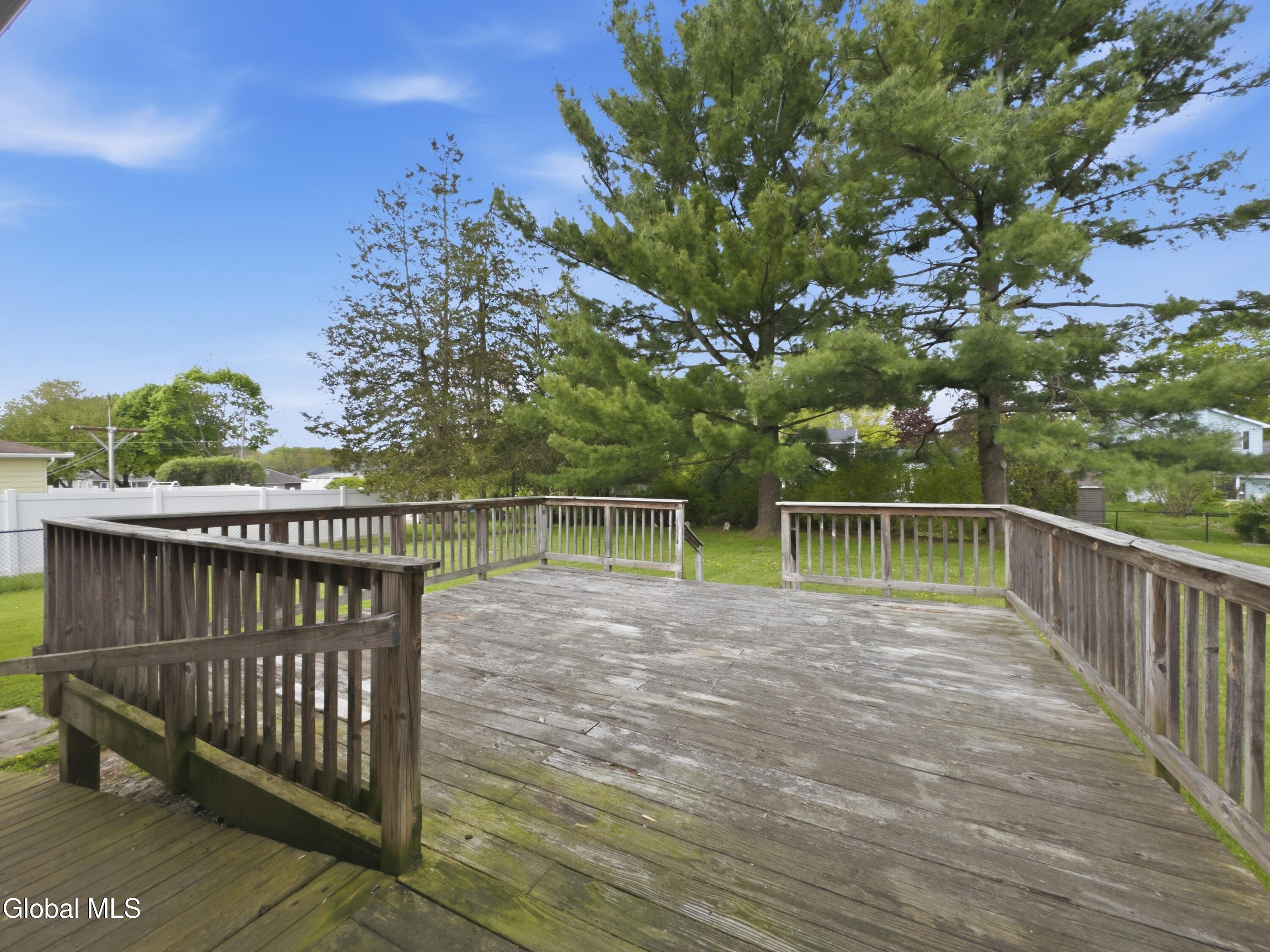 4 Earl Lynn Court Cohoes NY 12047