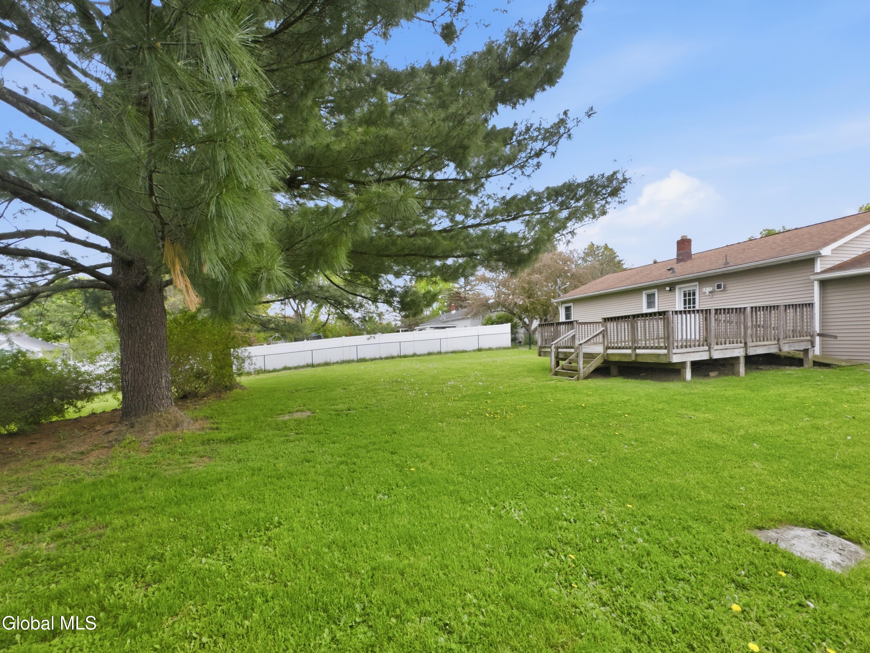 4 Earl Lynn Court Cohoes NY 12047