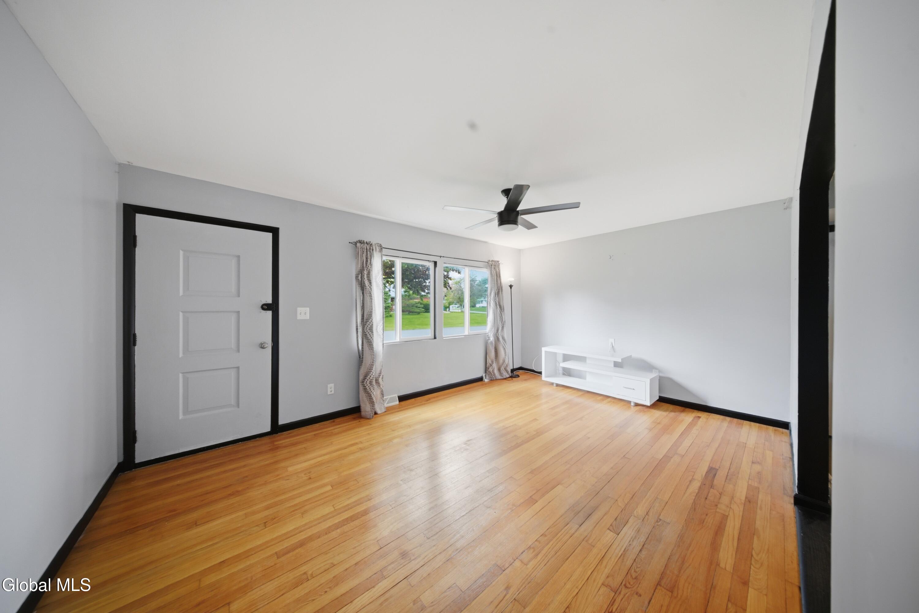 4 Earl Lynn Court Cohoes NY 12047