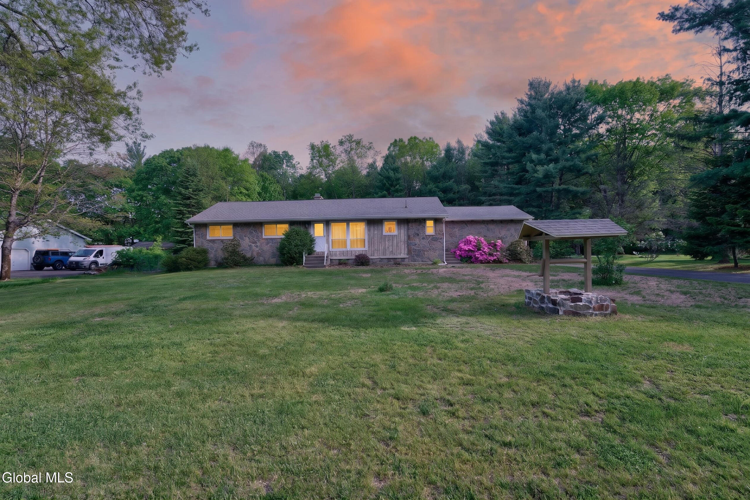 12 Maurice Lane Clifton Park NY 12065