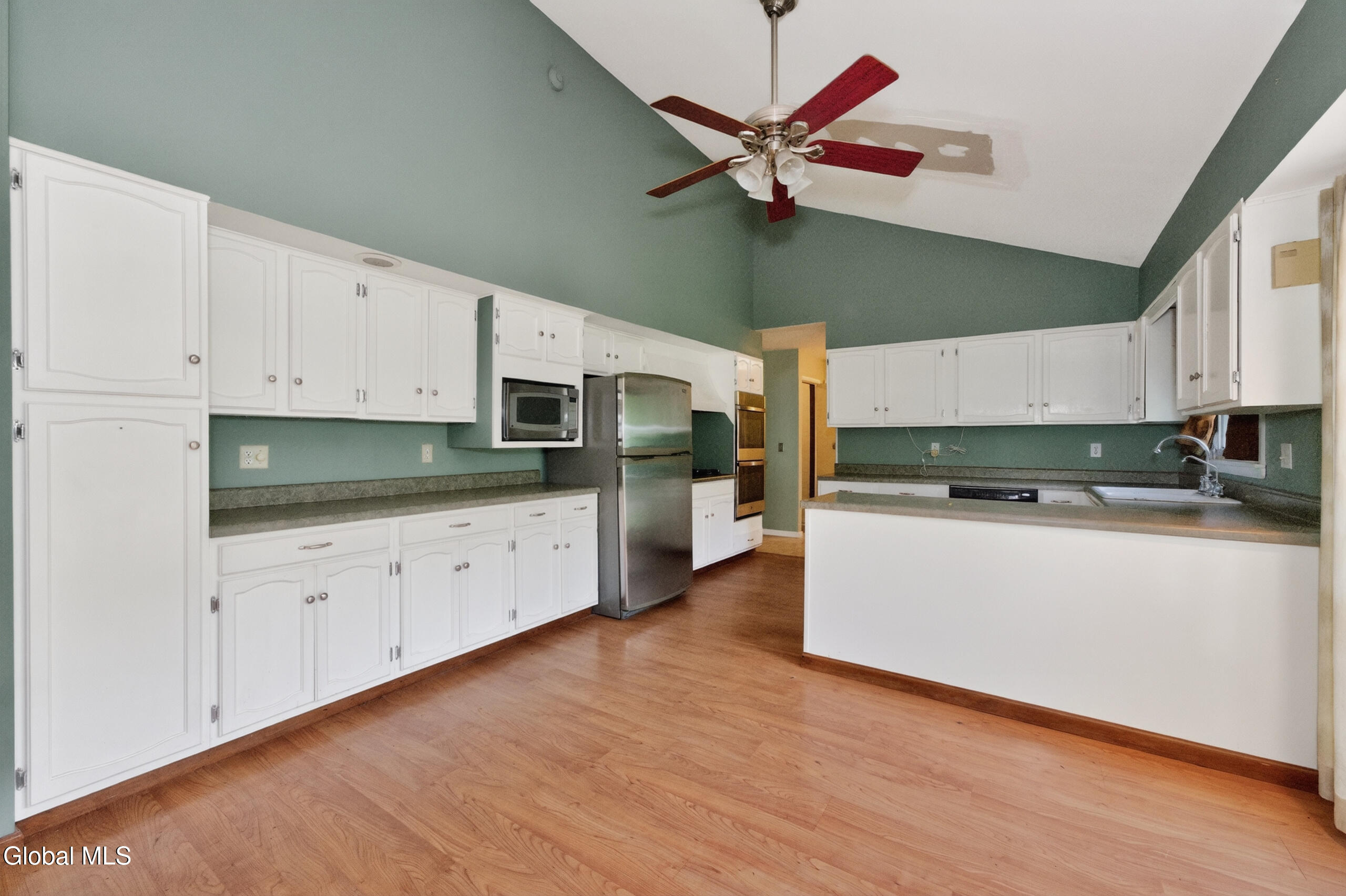 12 Maurice Lane Clifton Park NY 12065