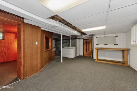 12 Maurice Lane Clifton Park NY 12065