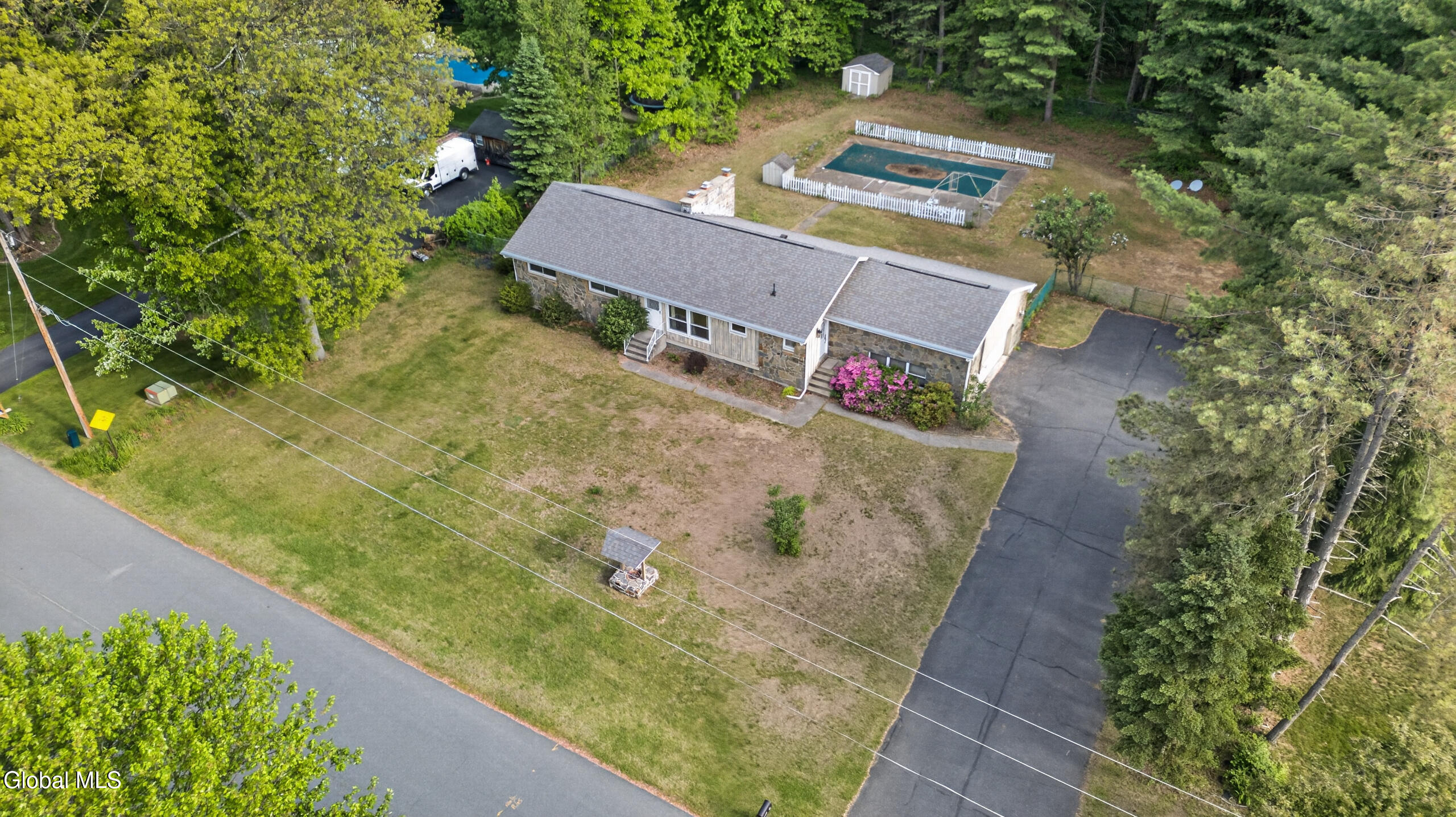 12 Maurice Lane Clifton Park NY 12065