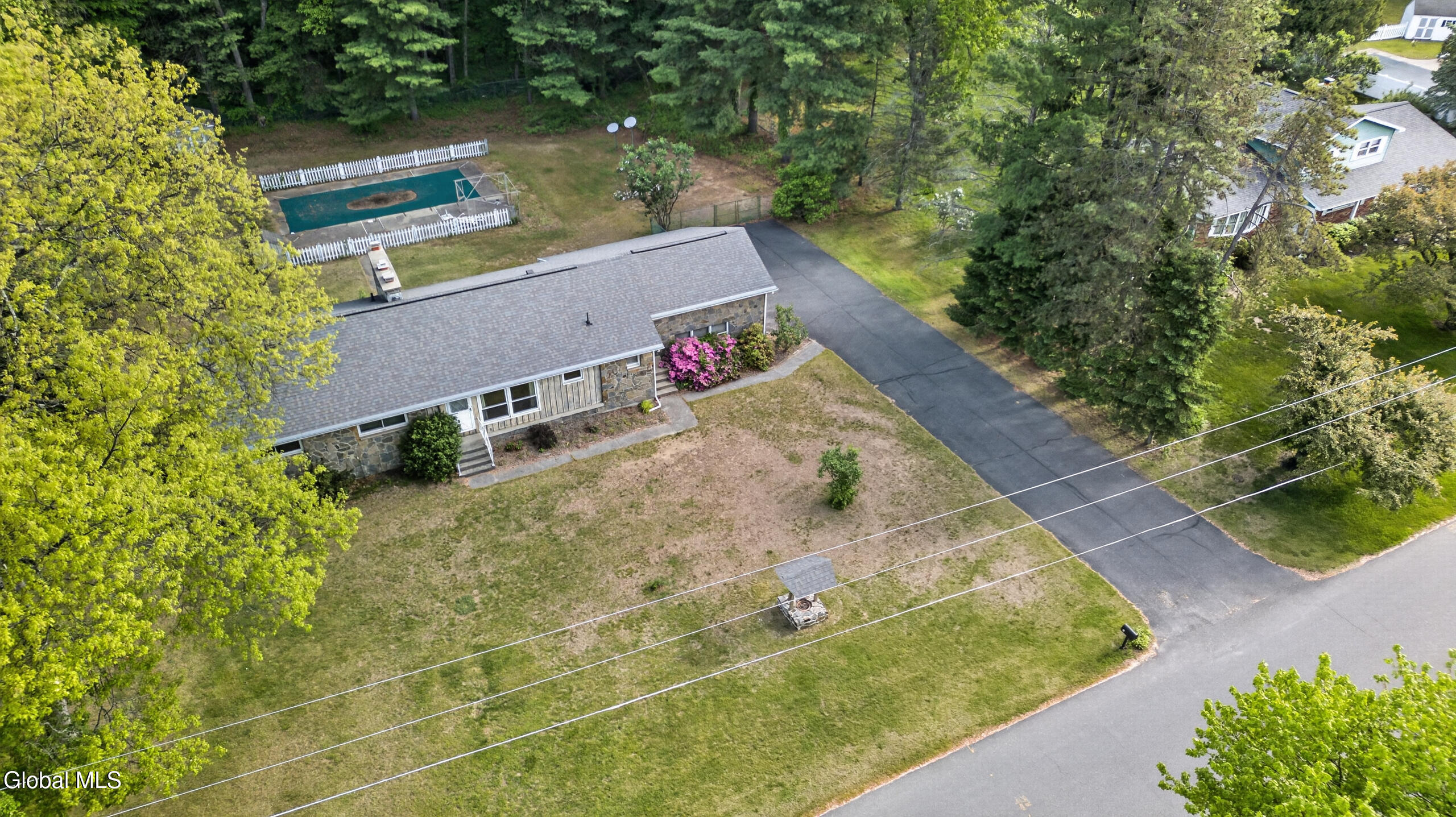 12 Maurice Lane Clifton Park NY 12065