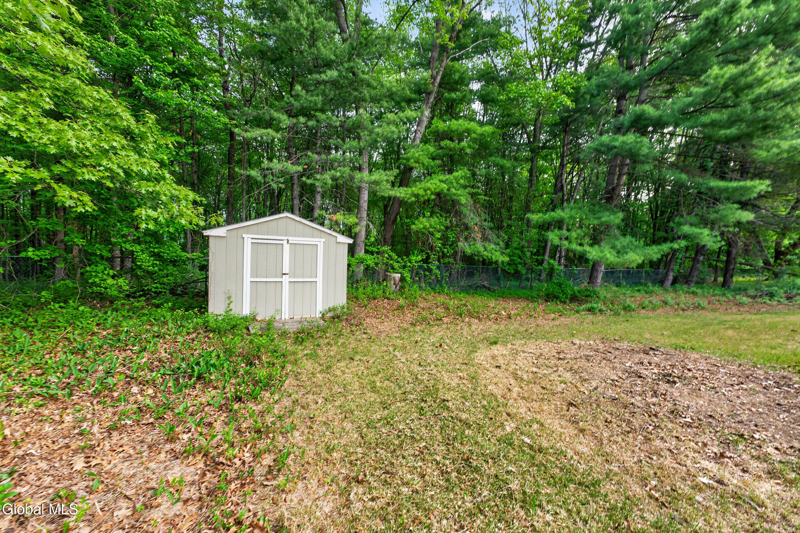 12 Maurice Lane Clifton Park NY 12065