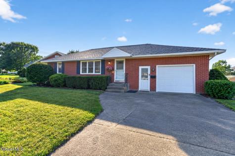 4 Iris Lane Colonie NY 12205