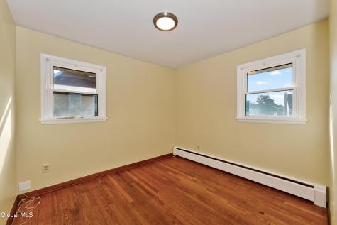 4 Iris Lane Colonie NY 12205