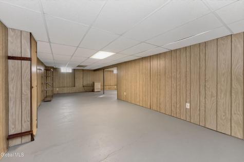 4 Iris Lane Colonie NY 12205