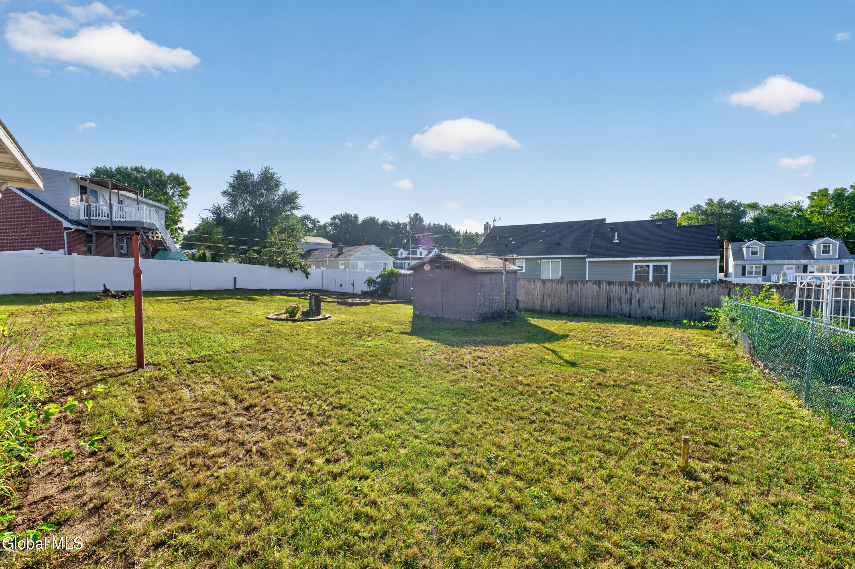 4 Iris Lane Colonie NY 12205