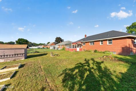 4 Iris Lane Colonie NY 12205