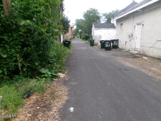 558 3rd Avenue Troy NY 12182