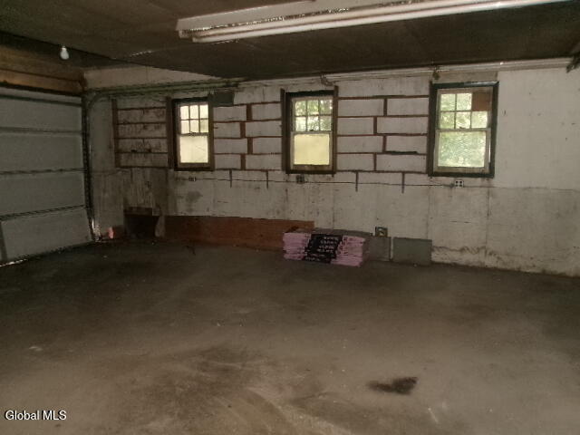 558 3rd Avenue Troy NY 12182