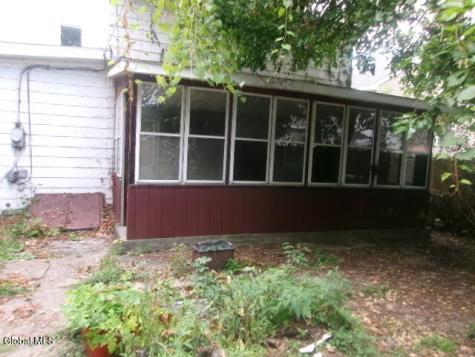 558 3rd Avenue Troy NY 12182