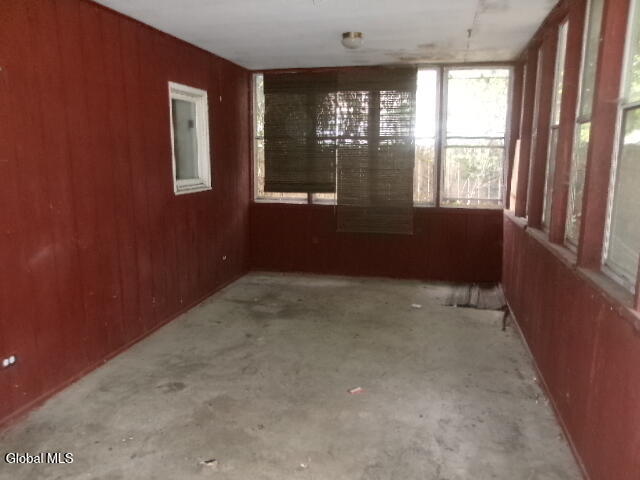 558 3rd Avenue Troy NY 12182