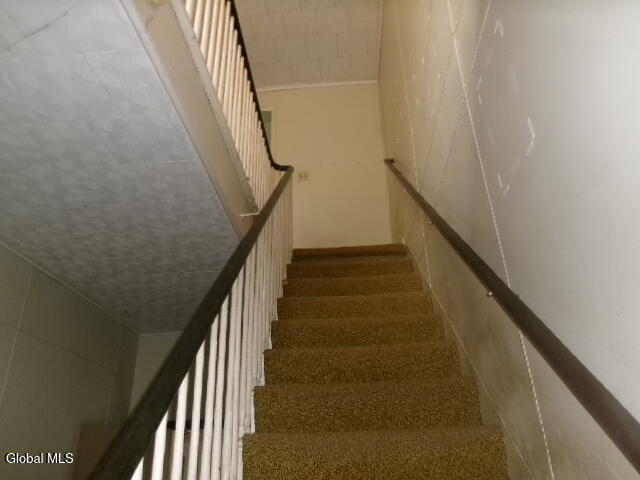 558 3rd Avenue Troy NY 12182