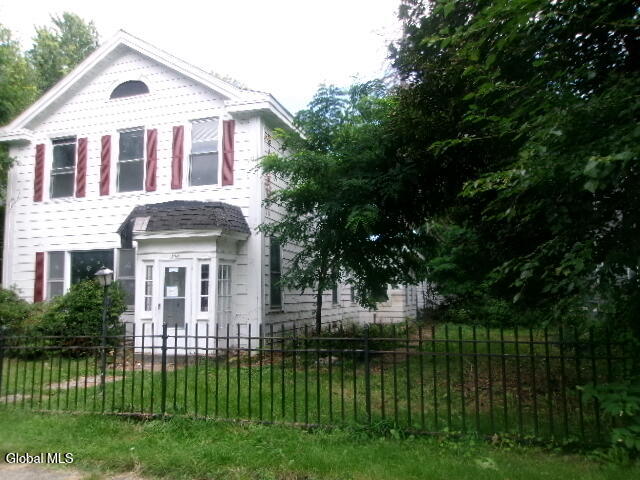 558 3rd Avenue Troy NY 12182