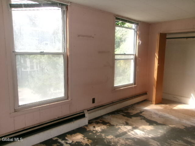 558 3rd Avenue Troy NY 12182
