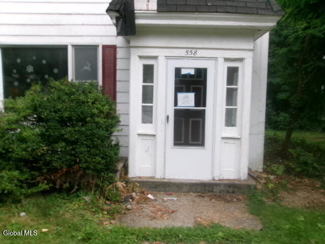 558 3rd Avenue Troy NY 12182