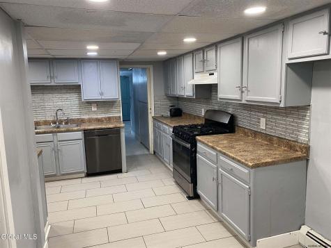 173 Lancaster Street Albany NY 12210