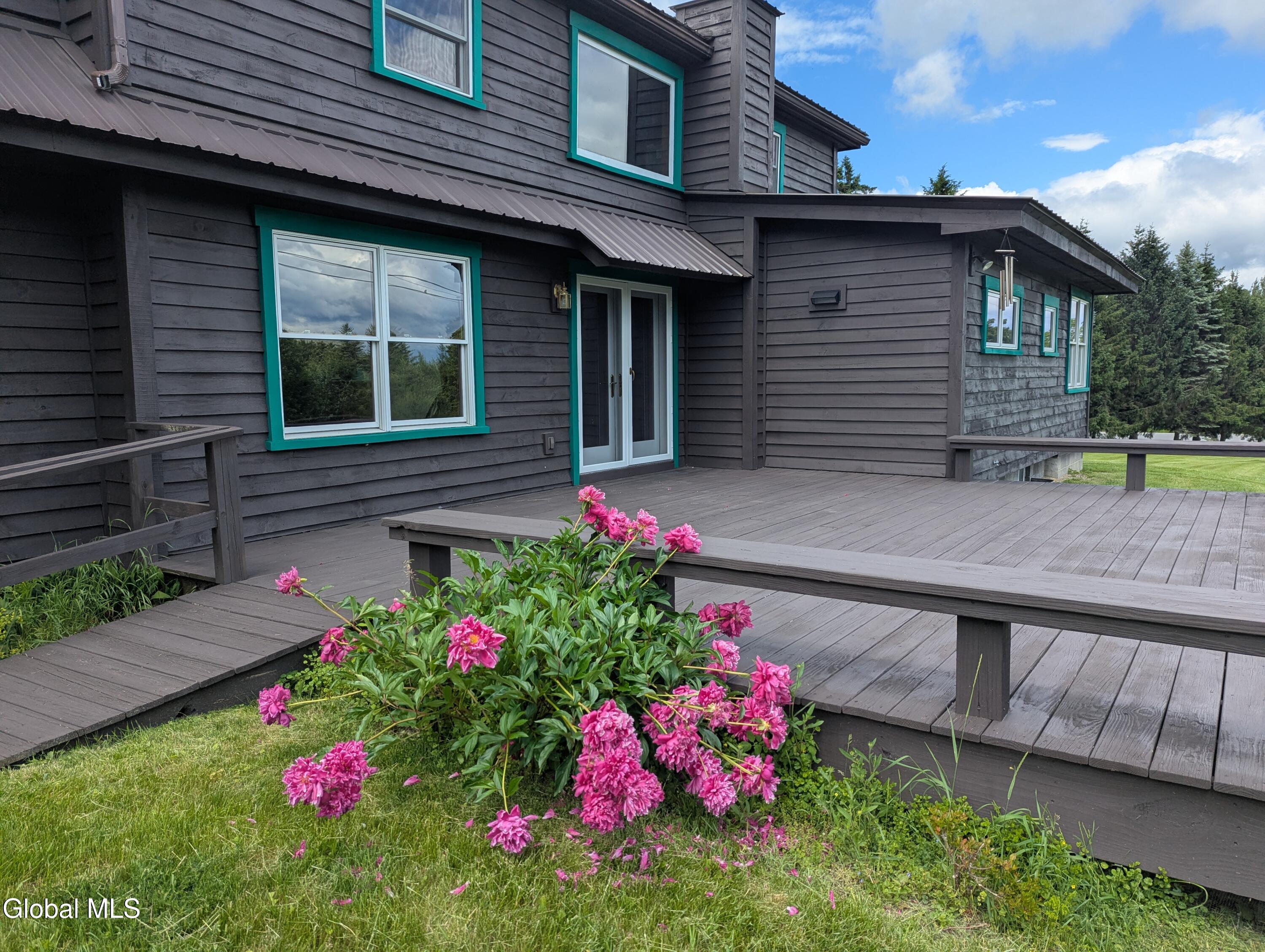 9042 Graphite Mountain Road Hague NY 12836