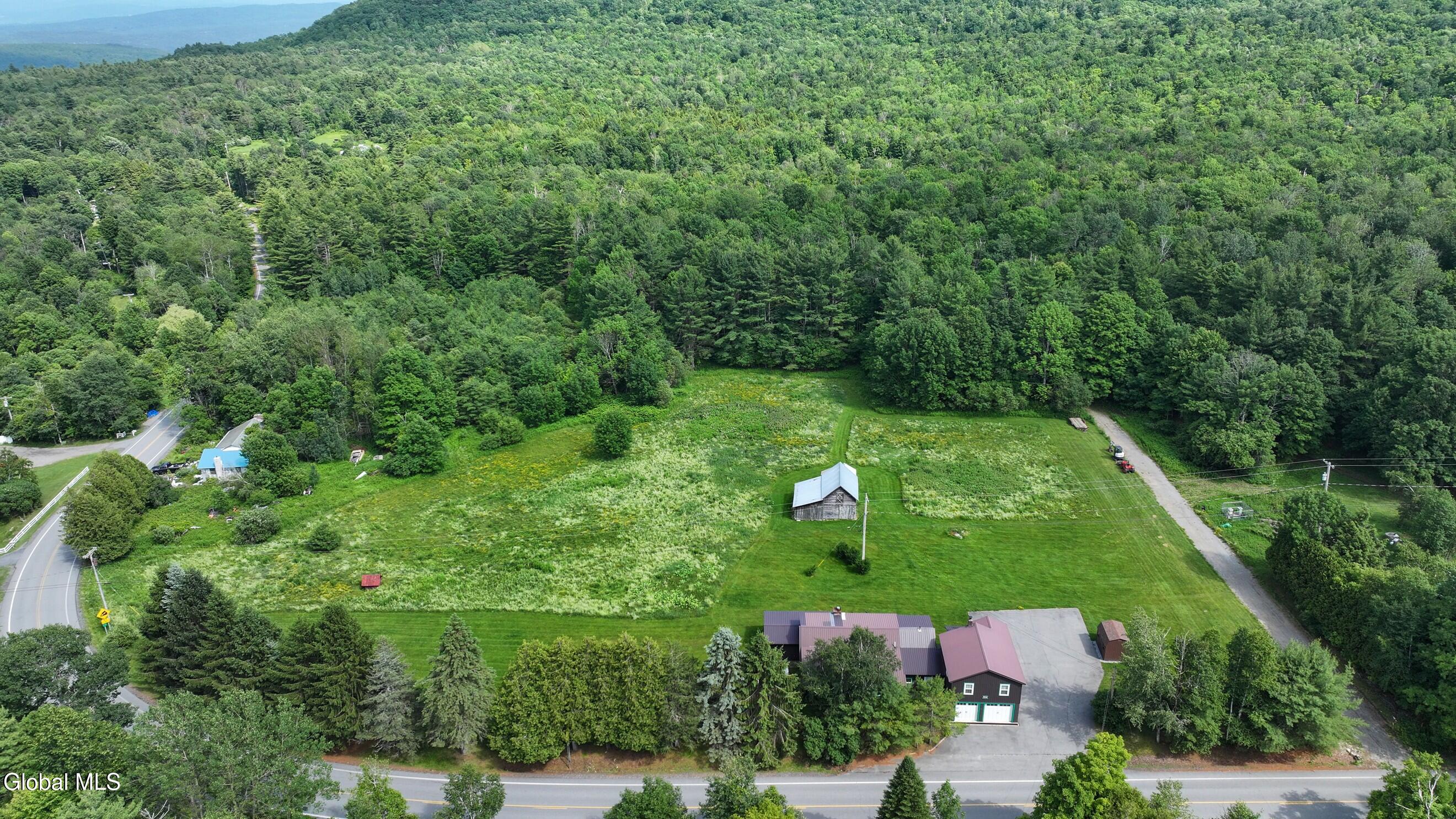 9042 Graphite Mountain Road Hague NY 12836