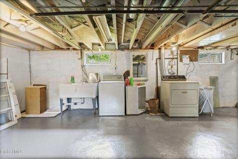 42 Midline Road Ballston Lake NY 12019