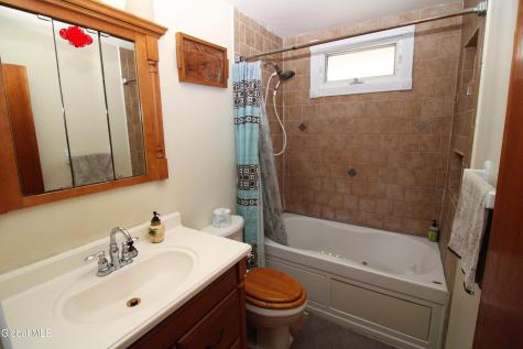 9 Hudson Avenue Latham NY 12110