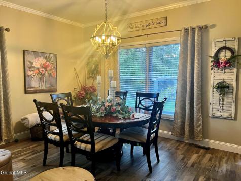 207 E Sunnyside Queensbury NY 12804