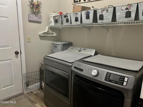207 E Sunnyside Queensbury NY 12804