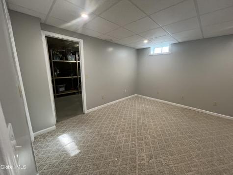 207 E Sunnyside Queensbury NY 12804