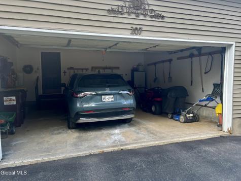 207 E Sunnyside Queensbury NY 12804