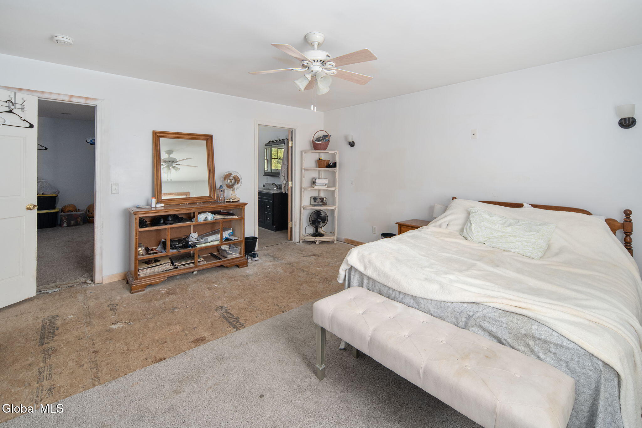113 Bluebird Lane Gloversville NY 12078