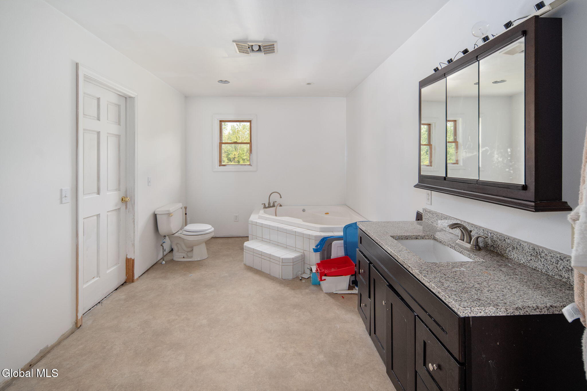 113 Bluebird Lane Gloversville NY 12078