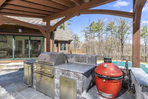 35 Shaker Bay Road Latham NY 12110