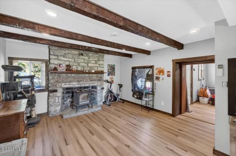 586-592 Starr Road Ravena NY 12143