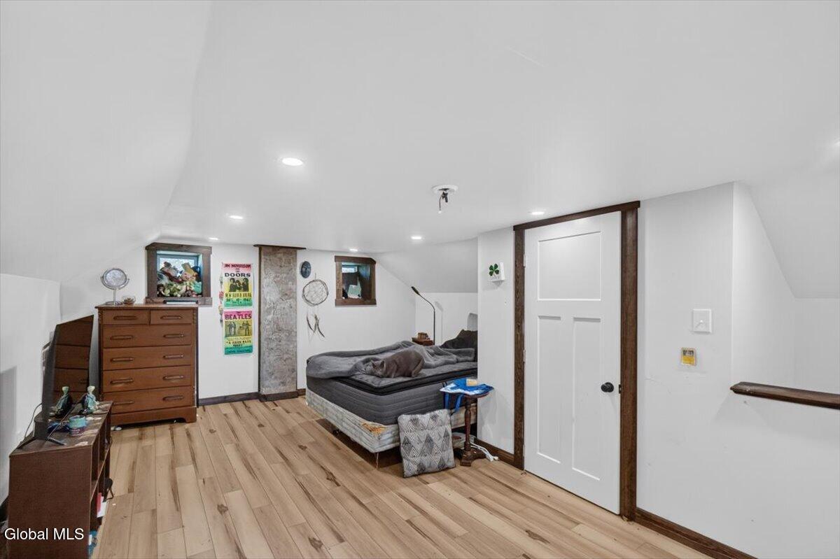 586-592 Starr Road Ravena NY 12143
