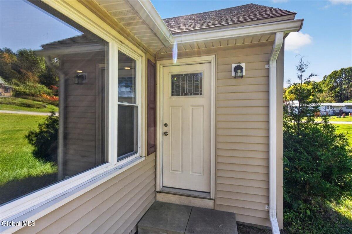 586-592 Starr Road Ravena NY 12143