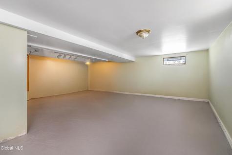 65 Rose Court Albany NY 12209