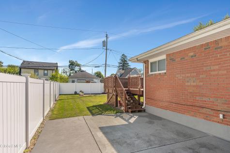 65 Rose Court Albany NY 12209